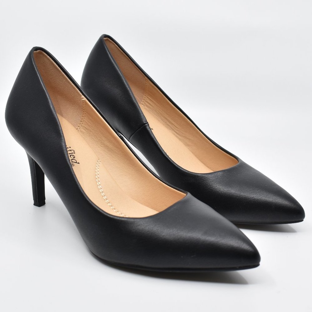 Black Pointy Toe Kitten Heels